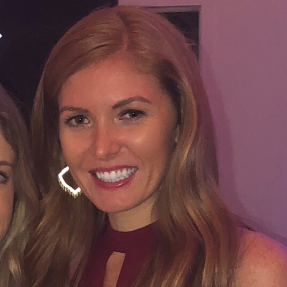 Meet your Posher, Laura